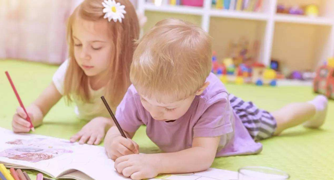 孩子小時候戴眼鏡容易成高度近視嗎 小孩近視應(yīng)該怎么做