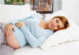 高齡產(chǎn)婦需要提前生產(chǎn)嗎 高齡產(chǎn)婦一定要剖腹產(chǎn)嗎