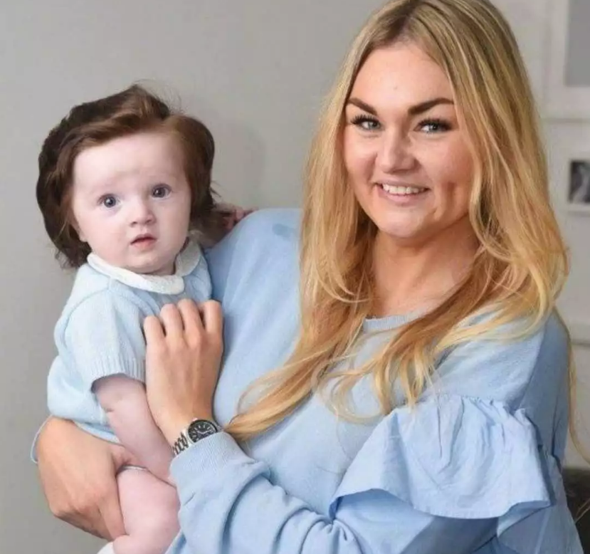 孕期怎么做寶寶出生頭發濃密 如何讓寶寶擁有一頭漂亮的頭發