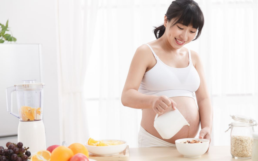 孕期怎么做寶寶出生頭發濃密 如何讓寶寶擁有一頭漂亮的頭發