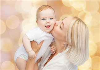 哺乳期出現暗紅色分泌物正常嗎 產后惡露哪些情況需要注意 哺乳期出現暗紅色分泌物正常嗎 產后惡露哪些情況需要注意