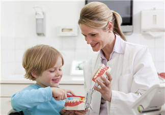 孩子口臭是什么原因 孩子口臭吃什么調理 孩子口臭是什么原因 孩子口臭吃什么調理