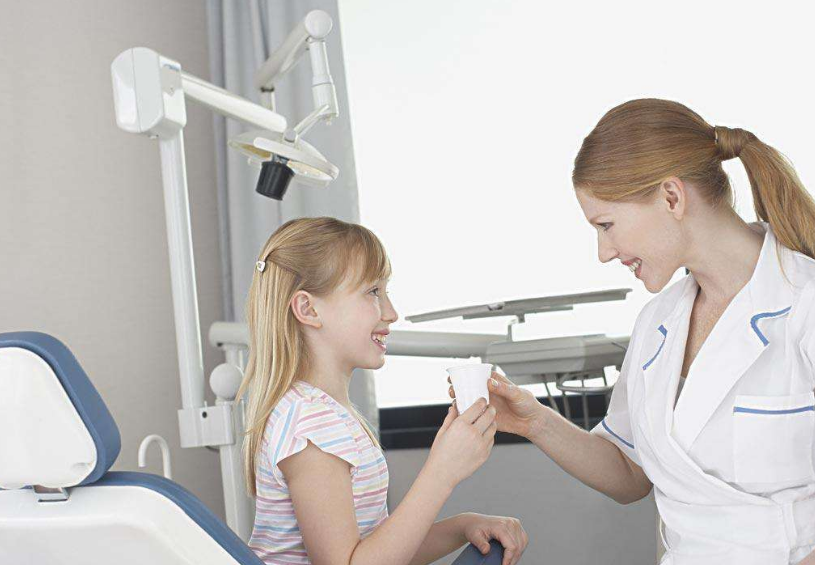 孩子口臭是什么原因 孩子口臭吃什么調理 孩子口臭是什么原因 孩子口臭吃什么調理