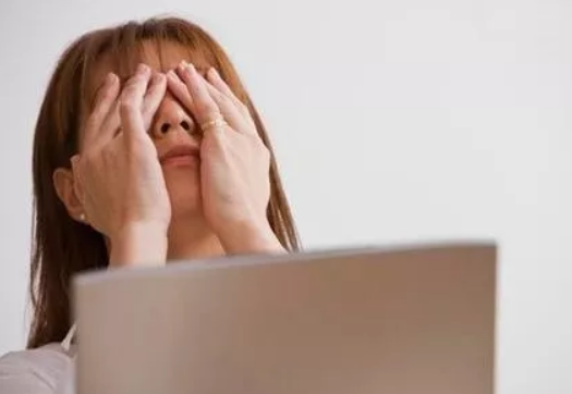 熬夜看球身體吃不消怎么辦 熬夜看球要注意哪些健康問題 熬夜看球身體吃不消怎么辦 熬夜看球要注意哪些健康問題