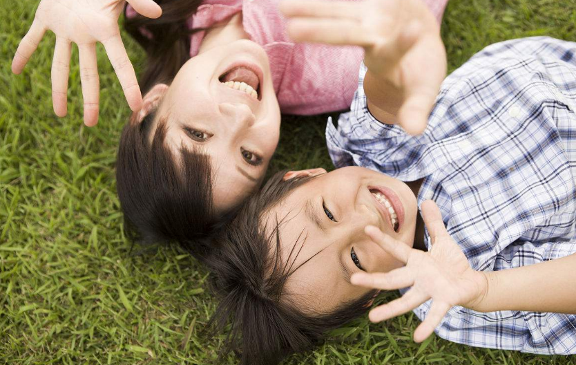 樂(lè)天派的孩子是什么性格的 怎么知道孩子是不是樂(lè)天派