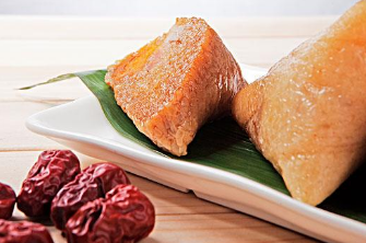 孩子吃粽子注意事項(xiàng) 最好配合蔬菜水果食用 孩子吃粽子注意事項(xiàng) 最好配合蔬菜水果食用