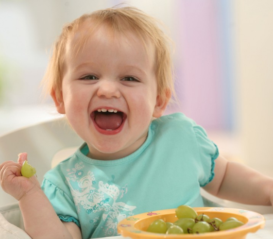 夏至孩子上火應(yīng)注意什么 飲食要講究營養(yǎng)均衡 