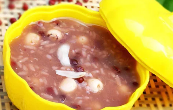 小孩夏天適合喝什么粥 2018夏天喝什么粥養(yǎng)生 小孩夏天適合喝什么粥 2018夏天喝什么粥養(yǎng)生