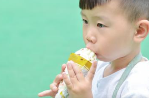 小孩夏天喝什么粥祛濕氣2018 小孩適合喝荷葉扁豆粥嗎 小孩夏天喝什么粥祛濕氣2018 小孩適合喝荷葉扁豆粥嗎