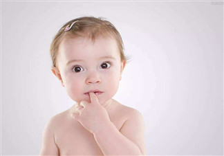 桃子水治痱子嗎 寶寶長(zhǎng)痱子用桃子水好不好