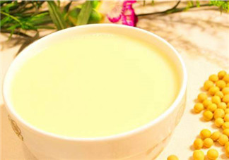 寶寶喝豆漿性早熟是真的嗎 不要大量的高濃度喝豆漿