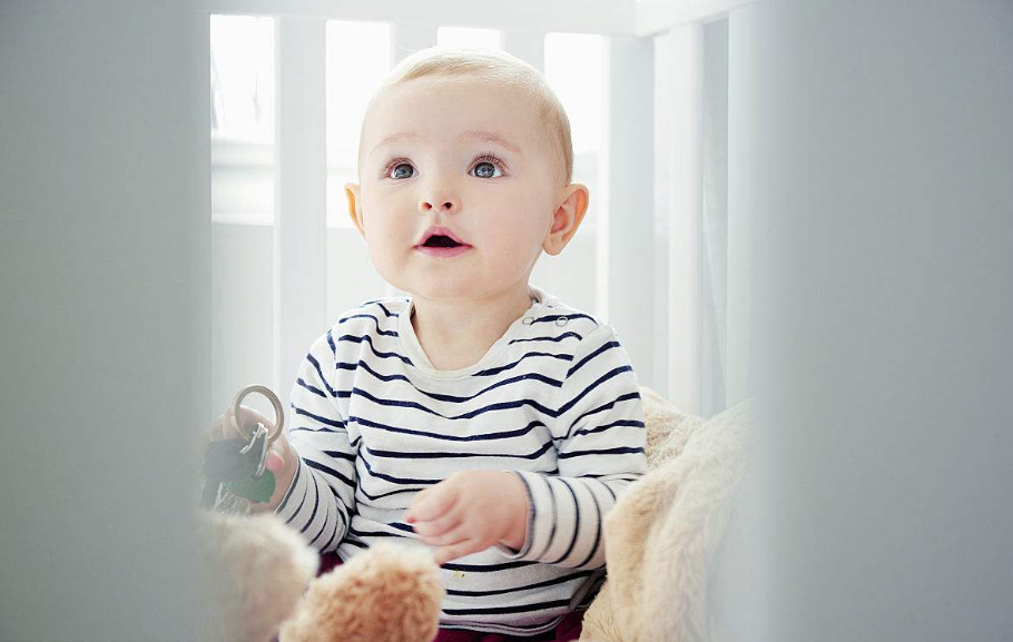 寶寶攢肚子和便秘有什么區別 怎么知道寶寶是不是攢肚子 寶寶攢肚子和便秘有什么區別 怎么知道寶寶是不是攢肚子