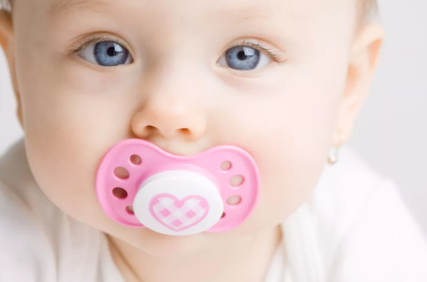 愛哭的孩子易發胖是真的嗎 孩子愛哭遇事易放棄怎么辦