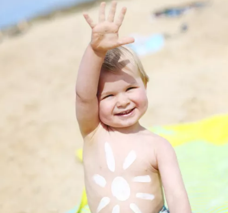 寶寶曬傷了怎么處理 寶寶曬傷后的護理方法