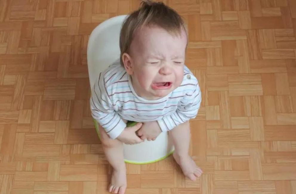 孩子尿血什么原因引起的 小孩尿血怎么回事 孩子尿血什么原因引起的 小孩尿血怎么回事