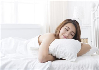 產(chǎn)后惡露干凈后多久來(lái)月經(jīng) 一般是三個(gè)月左右來(lái)潮