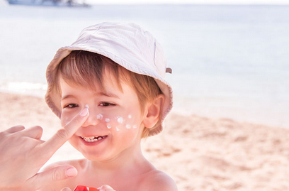 寶寶曬傷了怎么處理 寶寶曬傷后的護理方法