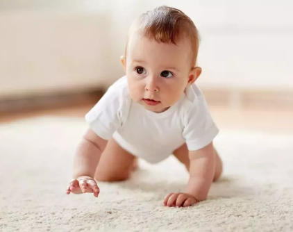 嬰兒睡覺額頭出汗多怎么回事 為什么小孩睡覺總愛出汗