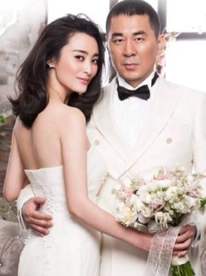 蔣勤勤二胎是男孩女孩 42歲蔣勤勤二胎產子母子平安 蔣勤勤二胎是男孩女孩 42歲蔣勤勤二胎產子母子平安