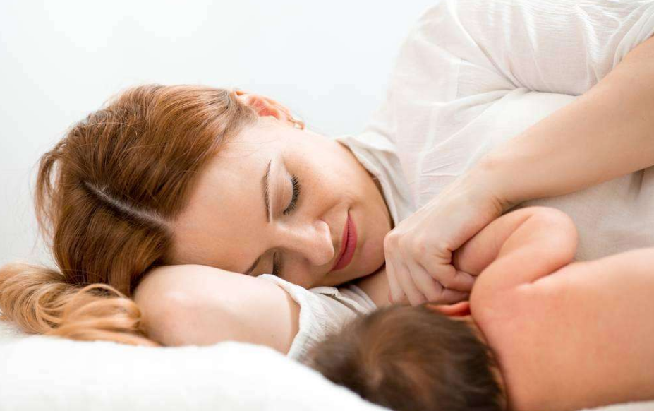 寶寶吃了阿奇霉素還能喂母乳嗎 寶寶咳嗽感冒了還能不能吃母乳 寶寶吃了阿奇霉素還能喂母乳嗎 寶寶咳嗽感冒了還能不能吃母乳