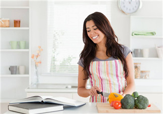 如何制定適合自己的產(chǎn)后?瘦身計(jì)劃 怎么估算每日所需卡路里 如何制定適合自己的產(chǎn)后?瘦身計(jì)劃 怎么估算每日所需卡路里