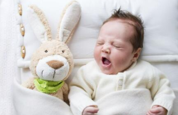  4歲寶寶中暑緊急處理 哪些地方更容易讓寶寶中暑