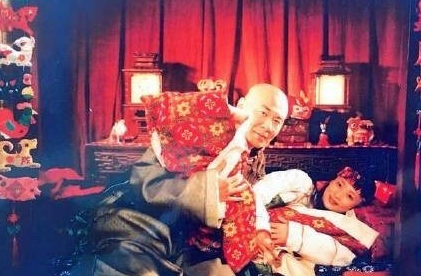 陳建斌二胎寶寶照片 陳建斌蔣勤勤二胎寶寶名字叫什么 陳建斌二胎寶寶照片 陳建斌蔣勤勤二胎寶寶名字叫什么