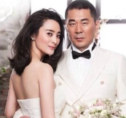 陳建斌二胎寶寶照片 陳建斌蔣勤勤二胎寶寶名字叫什么 陳建斌二胎寶寶照片 陳建斌蔣勤勤二胎寶寶名字叫什么