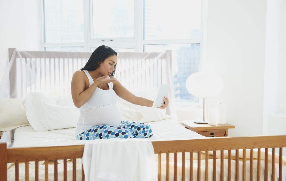 孕婦夏天感冒怕熱是扇電風扇還是吹空調 孕期感冒怎么去熱