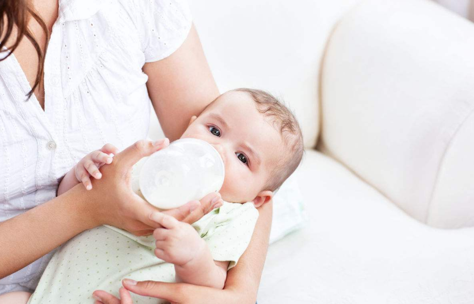 孩子三歲還可以喝配方奶嗎 孩子配方奶喝到幾歲比較好2018