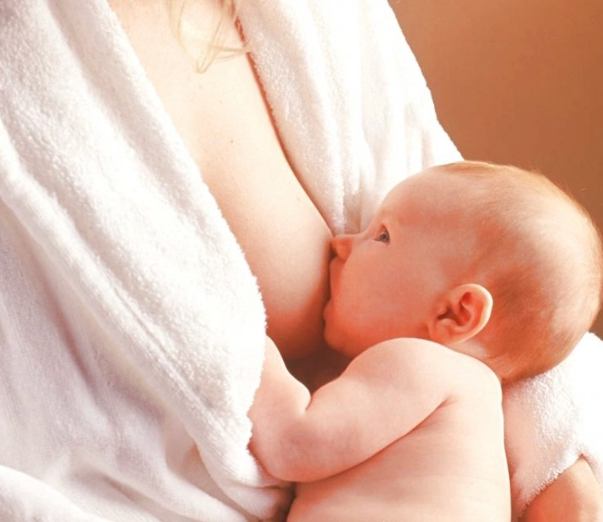 怎么判斷母乳夠不夠?qū)殞毘?母乳量充足有指標(biāo)2018 怎么判斷母乳夠不夠?qū)殞毘?母乳量充足有指標(biāo)2018