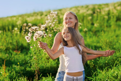 媽媽有甲減或甲亢可以給寶寶喂奶嗎 媽媽甲減或甲亢吃藥喂奶會怎么樣