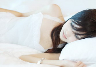 產后月經失調什么原因 產后媽媽要保持良好情緒