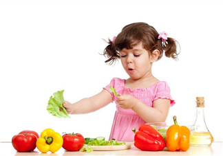 母乳燕窩蜂王漿會導(dǎo)致性早熟嗎 吃什么會導(dǎo)致性早熟