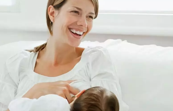 夏天給寶寶斷奶好嗎2018 夏天寶寶斷奶方法