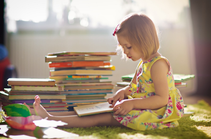 看著孩子成長的心情說說 陪伴孩子長大進(jìn)步的感慨句子