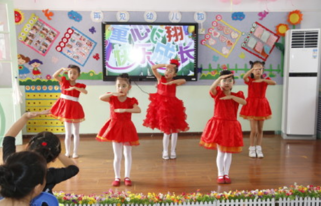 幼兒園畢業朋友圈說說 幼兒園畢業家長老師發朋友圈句子