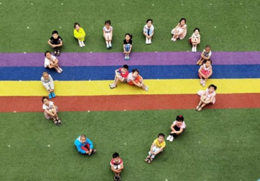 幼兒園畢業(yè)感言簡短 小朋友幼兒園畢業(yè)家長感言20個字