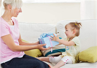 分享和孩子暑假趣事的心情說說 暑假陪孩子的句子感慨