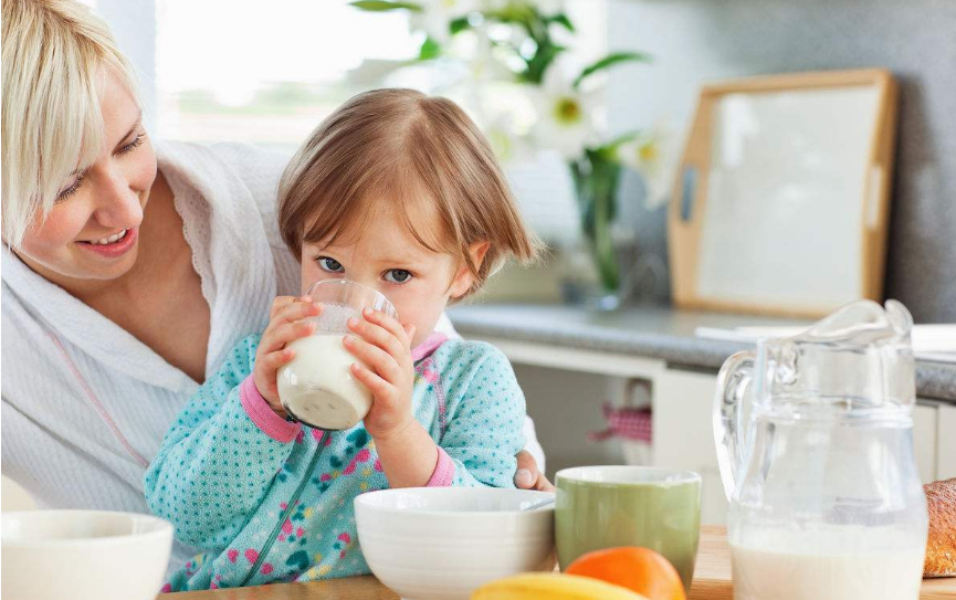 戚薇怎么拒絕女兒 面對孩子無理要求家長應怎么做