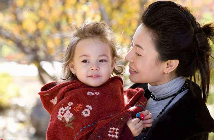 3歲寶寶總愛哭怎么回事 孩子情緒緊張焦慮家長如何安撫