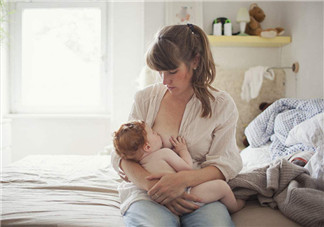 患乳腺炎還能喂寶寶喝奶嗎 哺乳期乳腺炎對寶寶有影響嗎 患乳腺炎還能喂寶寶喝奶嗎 哺乳期乳腺炎對寶寶有影響嗎