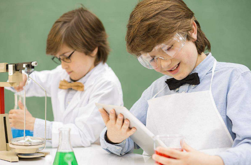 什么樣的輔導班適合孩子 如何選擇暑期輔導班