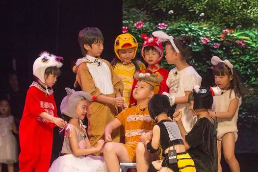 小孩學戲劇演講的最佳年齡 什么樣的孩子適合戲劇演講