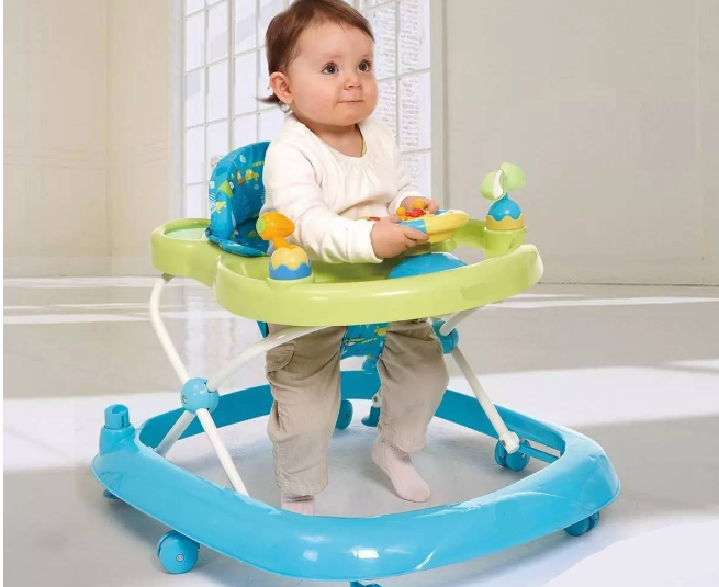 3歲前寶寶適合穿什么鞋子 寶寶鞋子要買大一碼嗎 3歲前寶寶適合穿什么鞋子 寶寶鞋子要買大一碼嗎