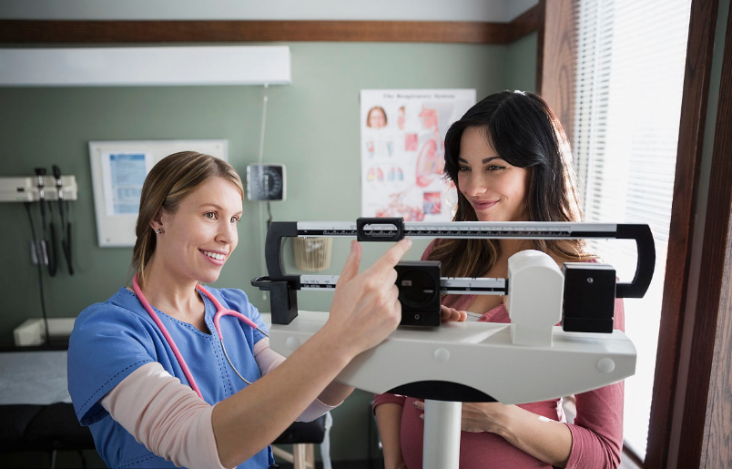 懷孕期間需要控制飲食嗎 孕期胖多少斤是正常
