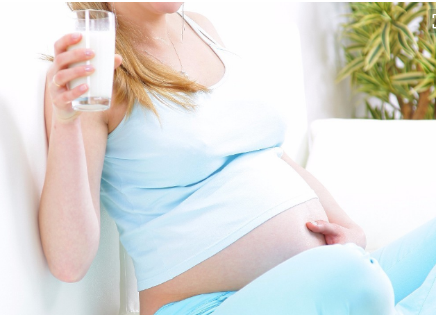 羊水過少對胎兒影響大嗎 發現羊水過多或者過少怎么辦2018