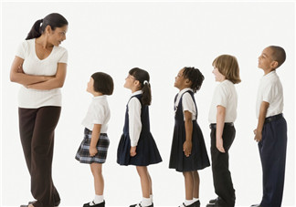 孩子多大檢查身高發(fā)育是否正常 多久檢查一次孩子的骨齡 