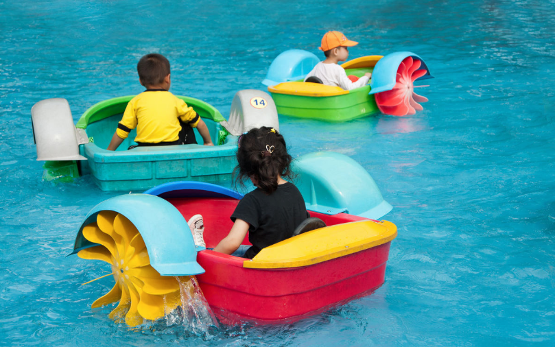 帶孩子去游樂場玩開心的心情說說 分享孩子在游樂場的句子短語 帶孩子去游樂場玩開心的心情說說 分享孩子在游樂場的句子短語