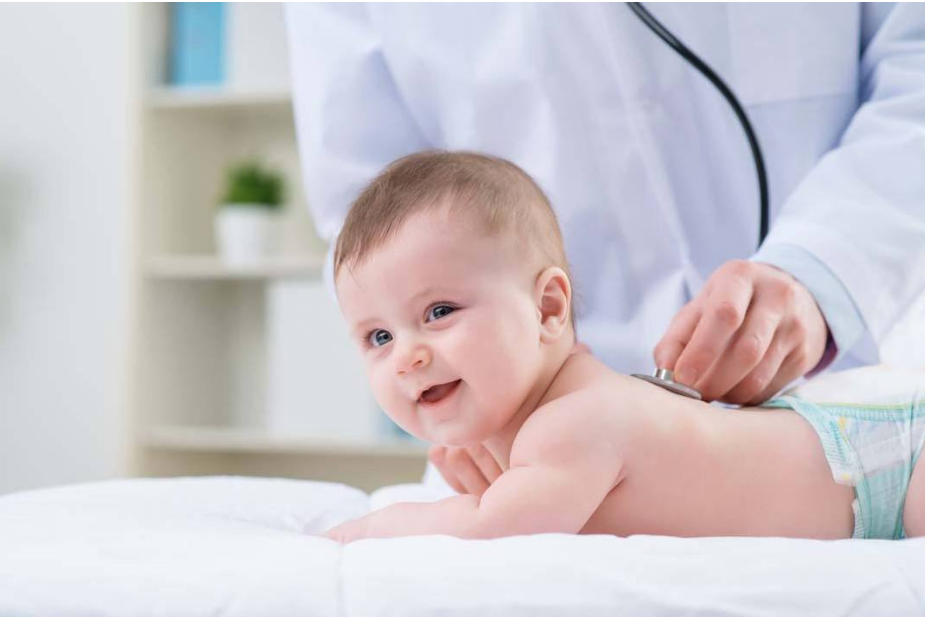 小孩長了蕁麻疹打針還是吃藥 小孩長蕁麻疹怎么辦